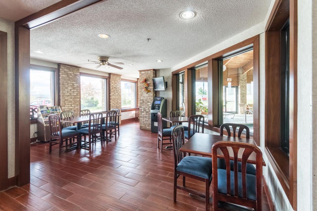 Quality Express Inn & Suites Mineral Wells Exteriör bild